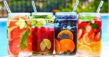 7 Superfoods To Mix With Water To Create A Refreshing Fat-Busting Drink