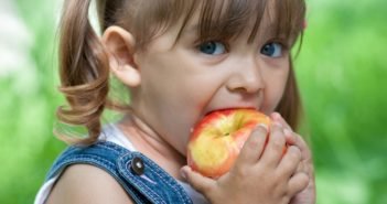 The Truth About The Saying ‘An Apple A Day Keeps The Doctor Away’