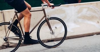 Commuting by Bicycle? Here are Some Handy Tips to Make Your Life Easier