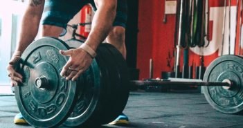 Lifting Weights Can Reduce Depression, Study Finds