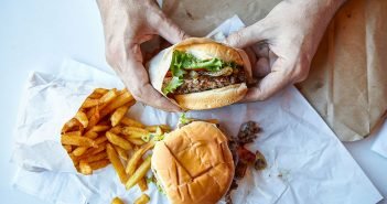 Here’s How You Can Stay Healthy On Vacation