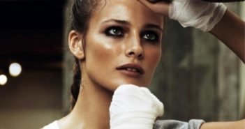 Ladies, Here’s What Exercising in Makeup Can Do to Your Skin
