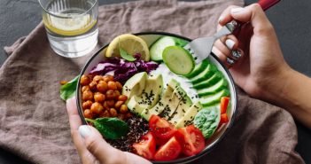Fall In Love with Food and Yourself with Mindful Eating