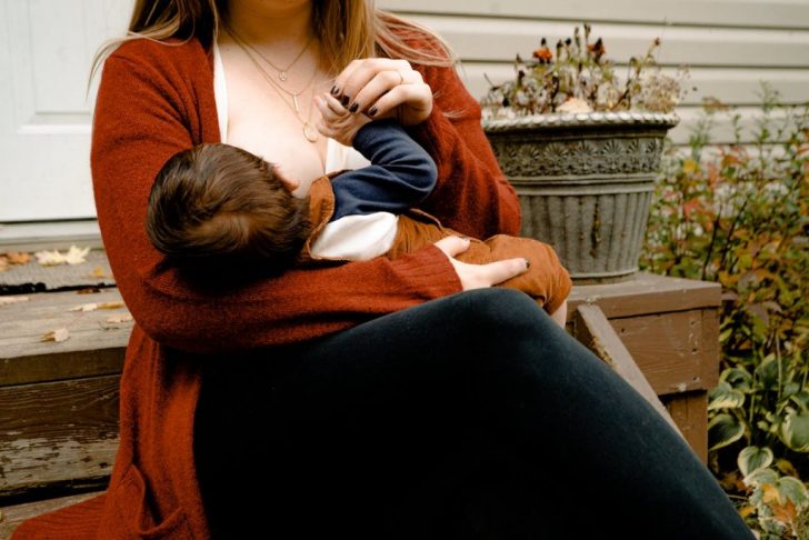 does breastfeeding make you tired?