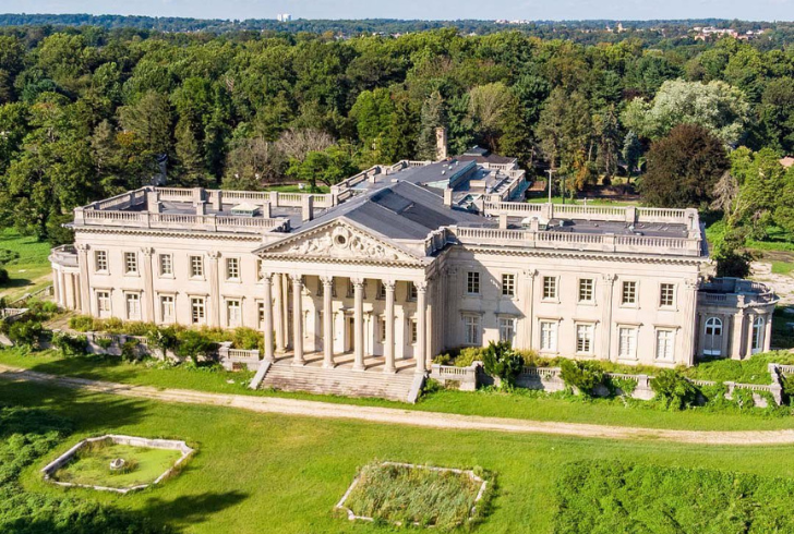 Lynnewood Hall- Iconic among America's Huge Mansions.