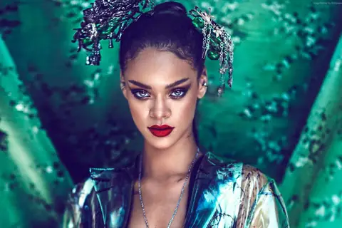 Rihanna Talks About Her Fascination With Makeup And Her Beauty Line Fenty