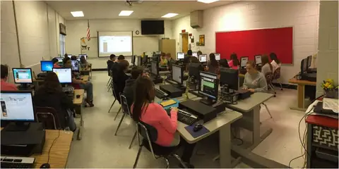 Here’s How You Can Use Technology In The Classroom To Motivate Students