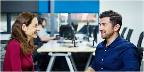 How Your Body Language Plays A Part At Your Workplace