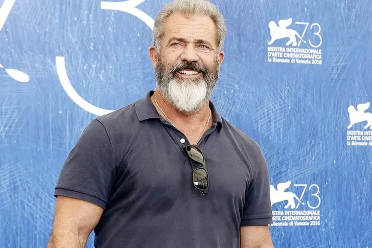 Mel Gibson – 425 millions de dollars