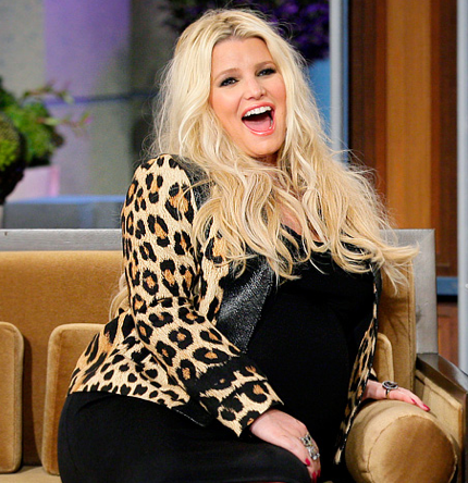 Jessica-Simpson-Maxwell-dotter