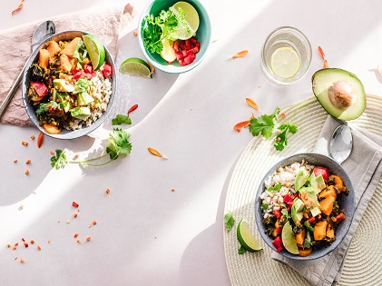 photo-of-vegetable-salad-in-bowls