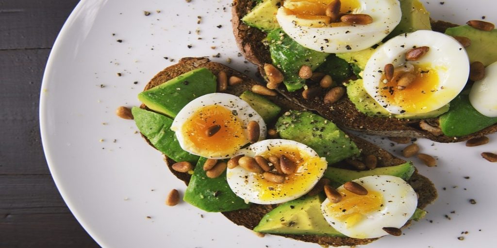 Should You Eat Hard-Boiled Eggs? - Weight Loss Groove